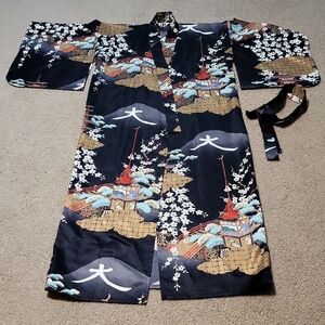 Elegant Black Kimono with Floral and Pagoda Design
